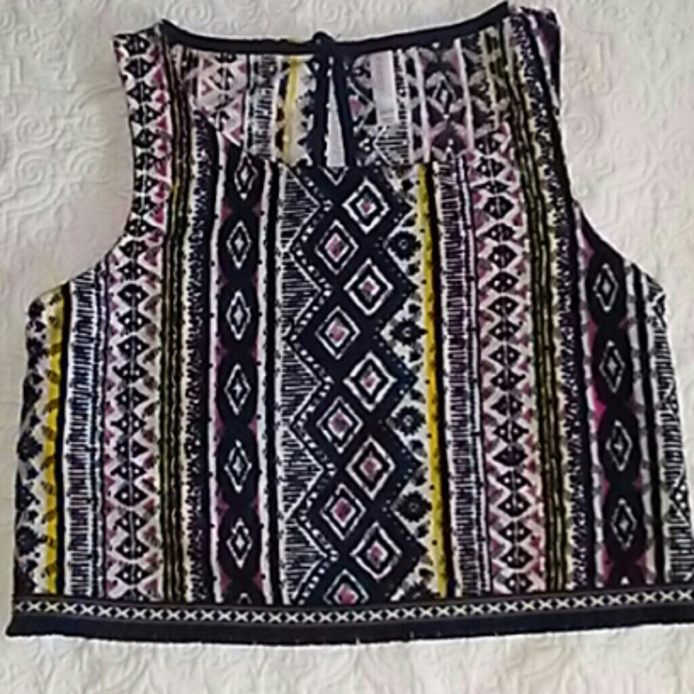 Aztec crop top